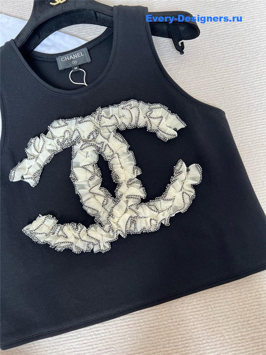 Ch**el rue cambon crop top in black