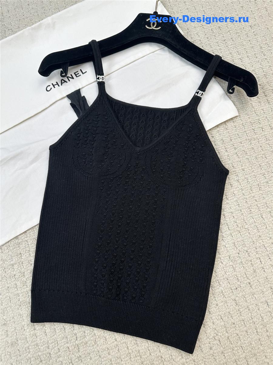 Ch**el black crop sweater tank