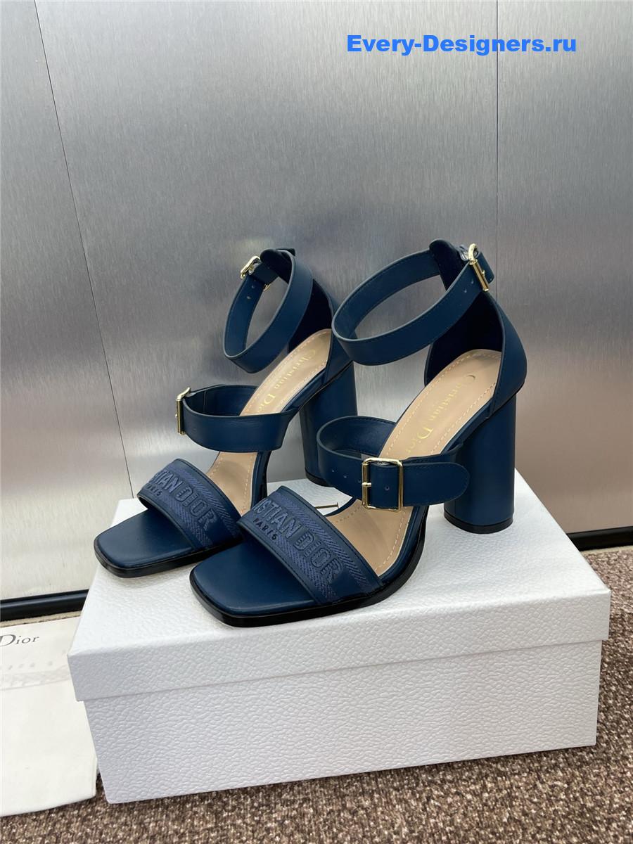 D10r dway blue heeled sandals