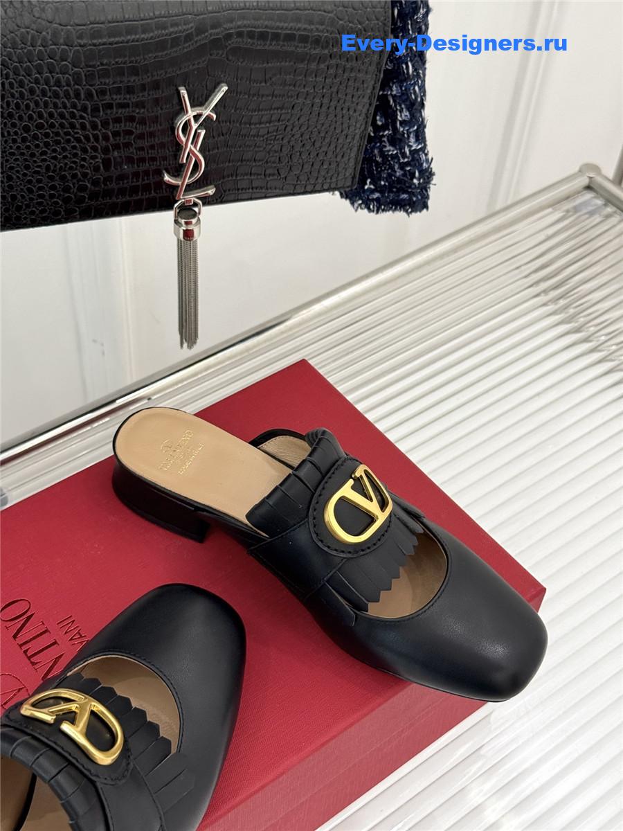Va1e*ntin0 black vlogo mules