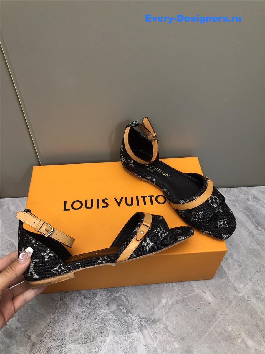 l0vis Vvtt0n black helios sandals