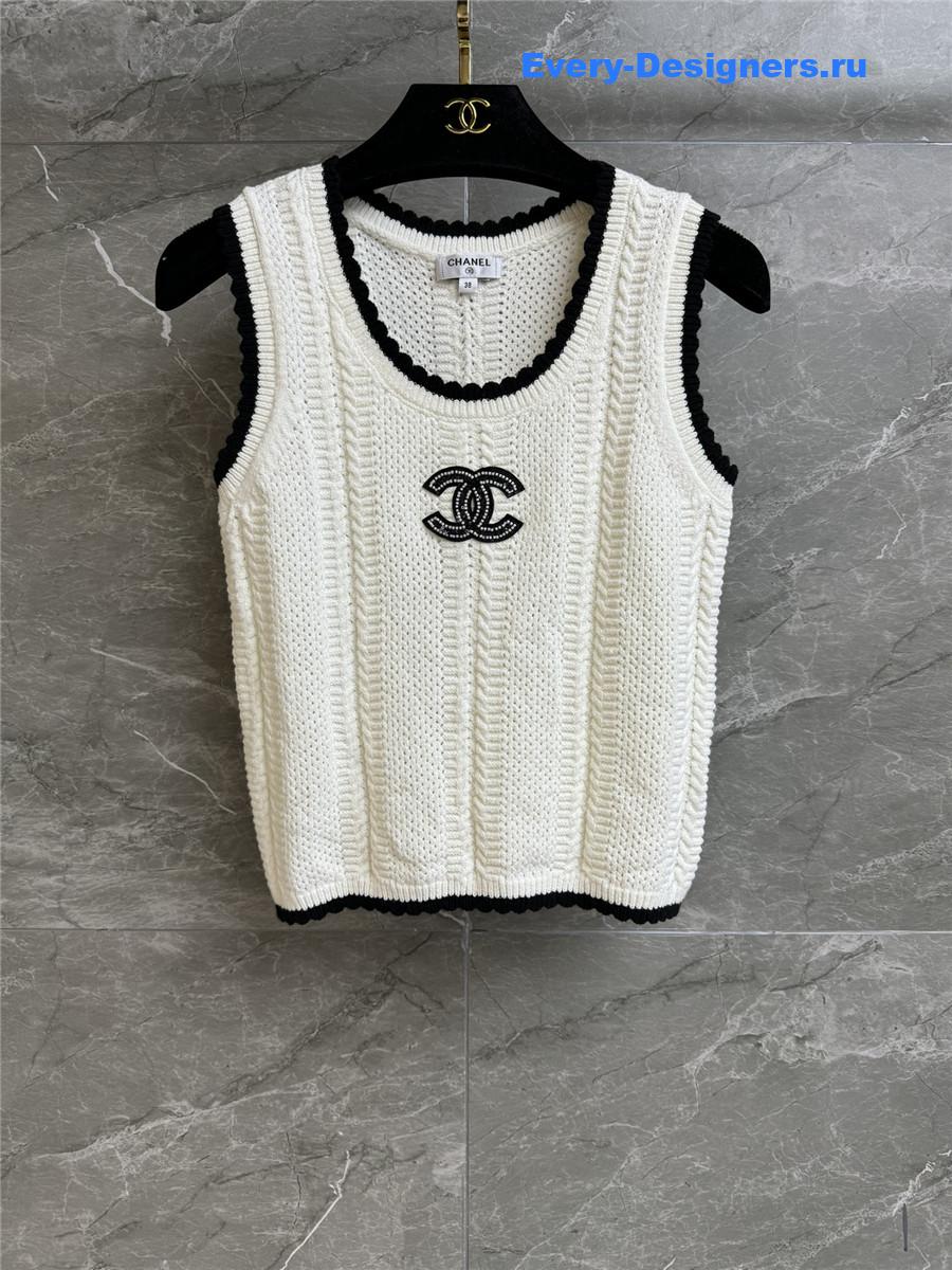 Ch**el hollow knit vest