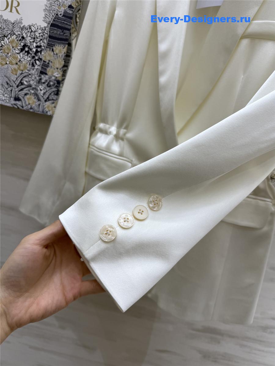 D10r cd waist white blazer