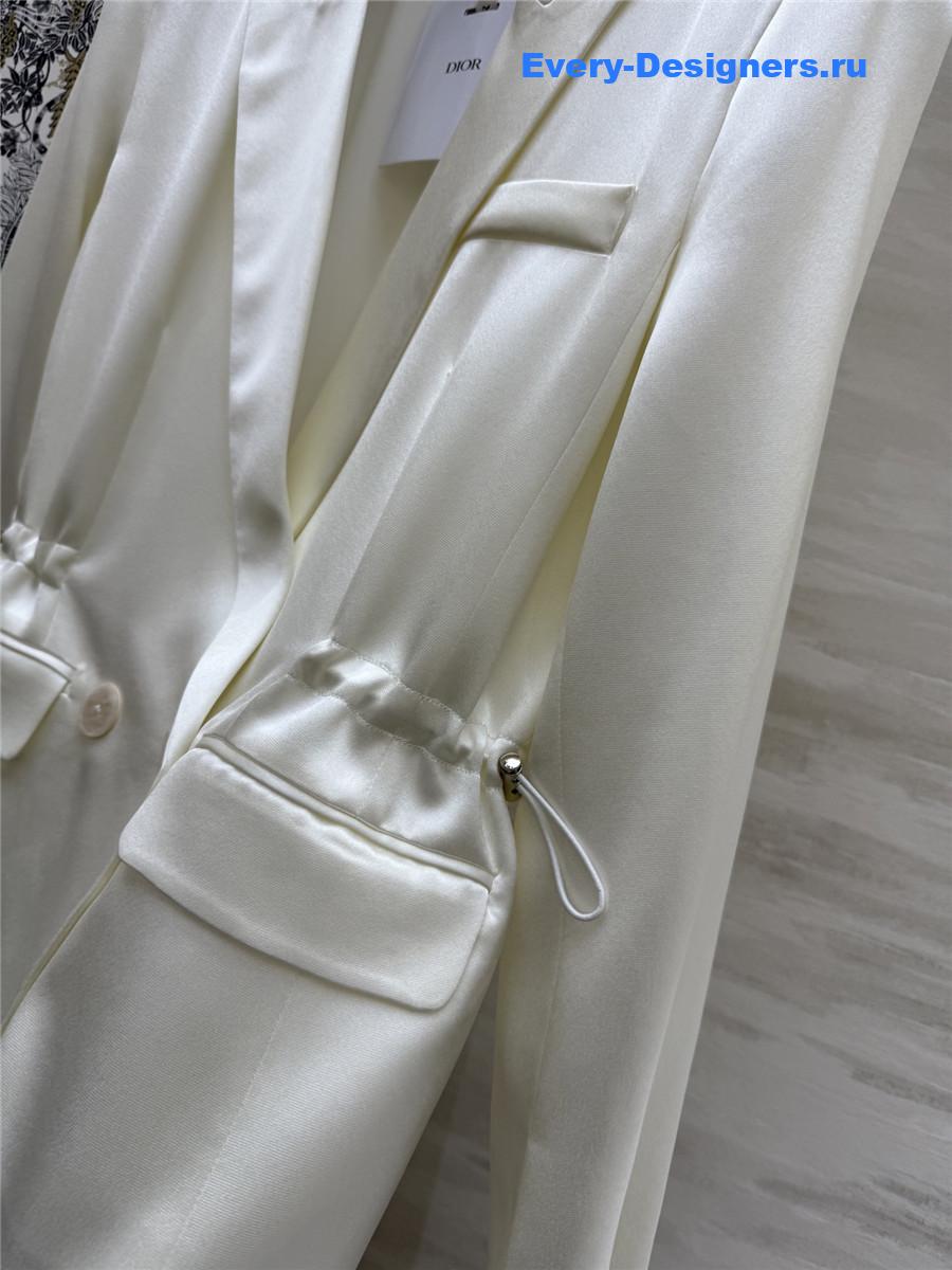 D10r cd waist white blazer