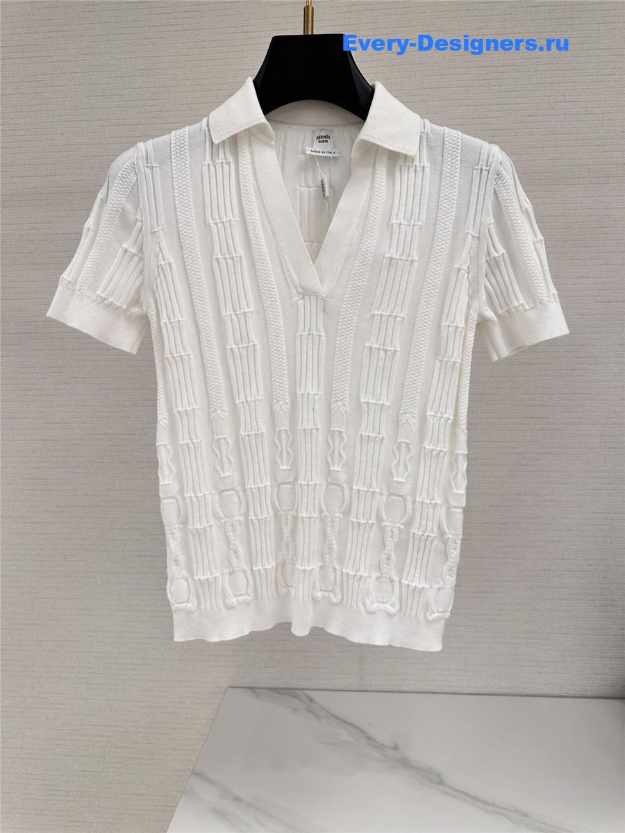 H**me5 white knit short sleeve top