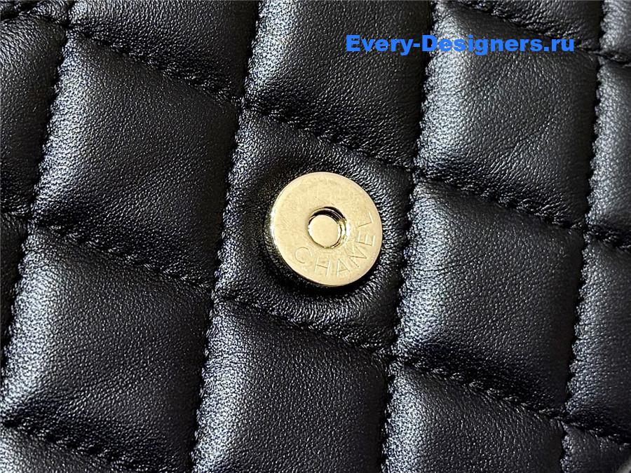 Ch**el black classic clutch with chain