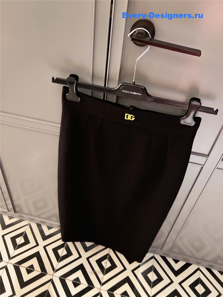 Dolce & Gabbana Wool Pencil Skirt