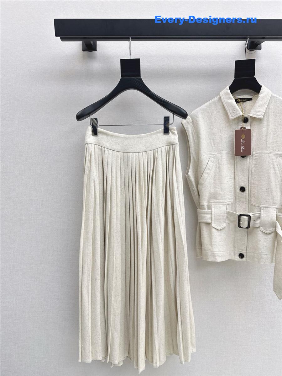 L0r0 P1ana beige vest skirt suit