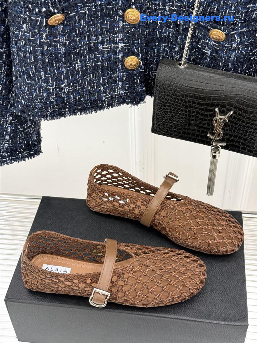 ALAÏA Beige Woven Mesh Ballet Flats