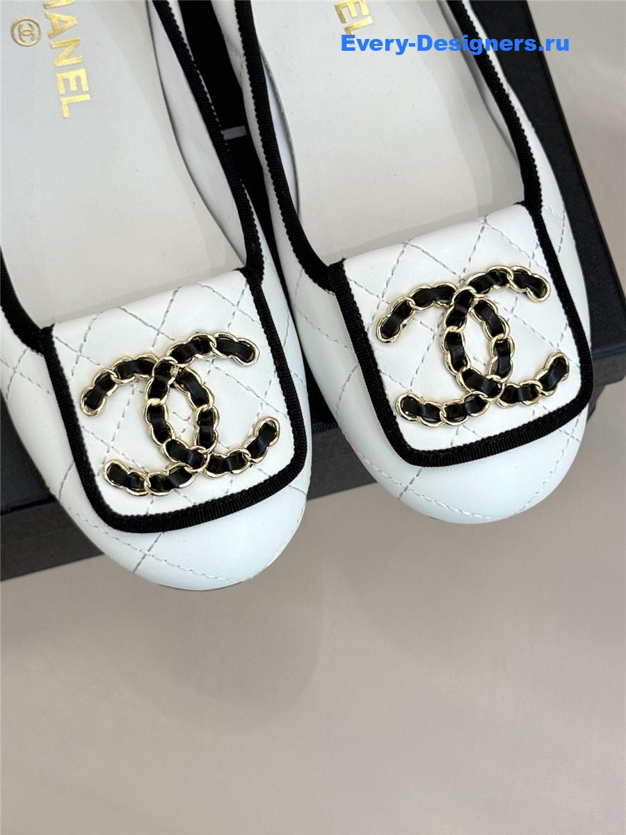 ch**el white D1am0nd chain ballet flats