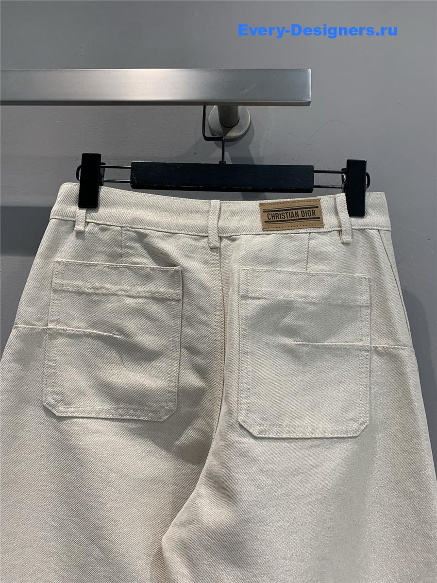 D10r bee embroidered high-waist jeans