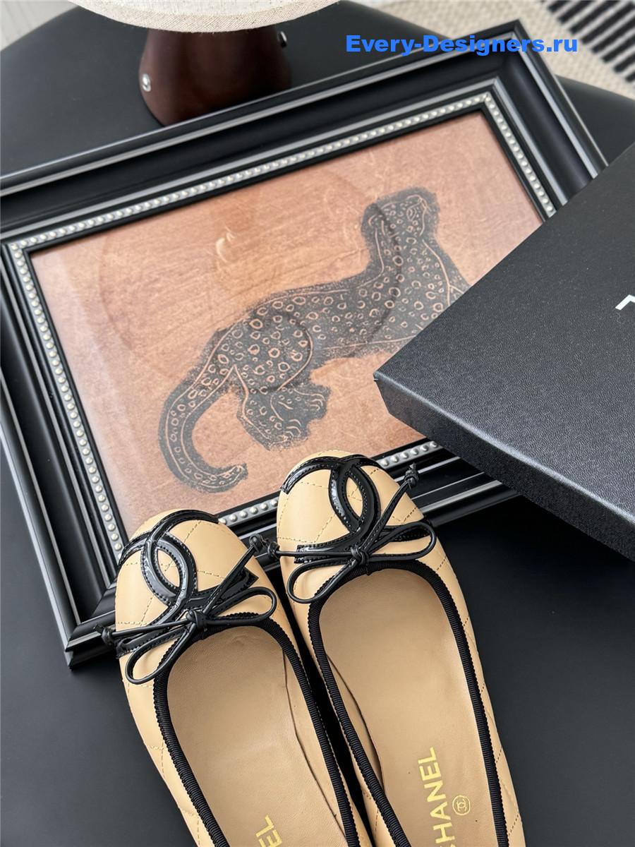 Ch**el beige quilted ballet flats