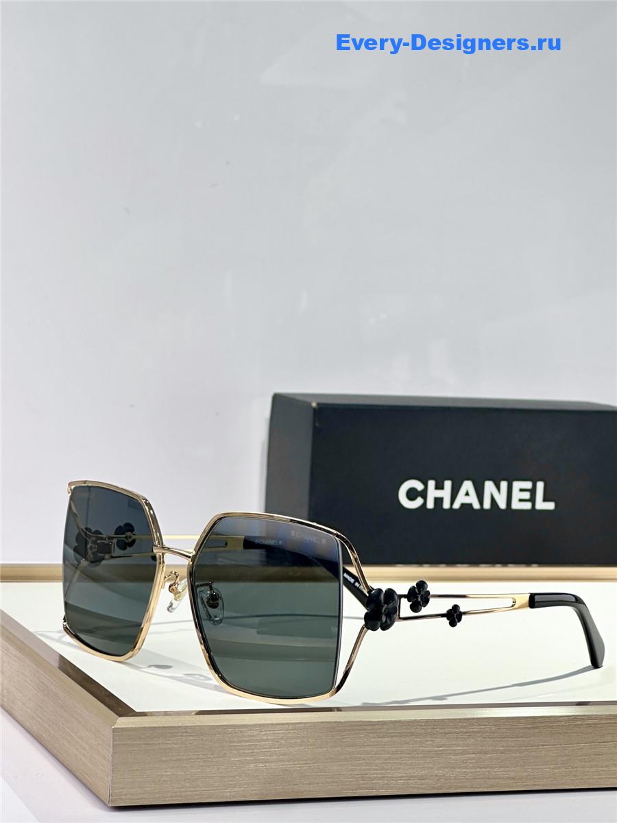 Ch**el camellia sunglasses