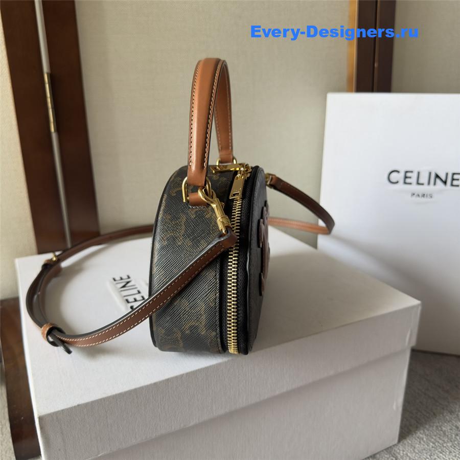 Ce1i*e triomphe half moon case
