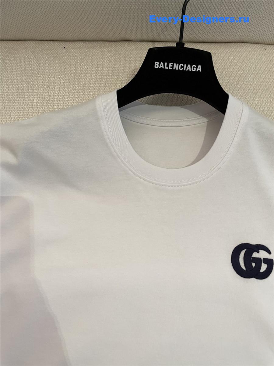 Gvc*1 embroidered logo t-shirt