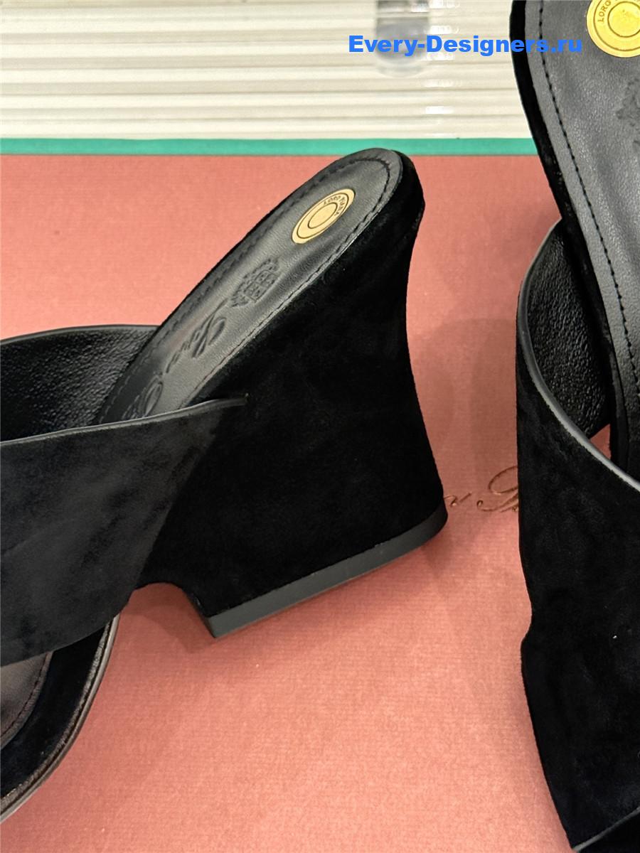 L0r0 P1ana black suede vera sandals