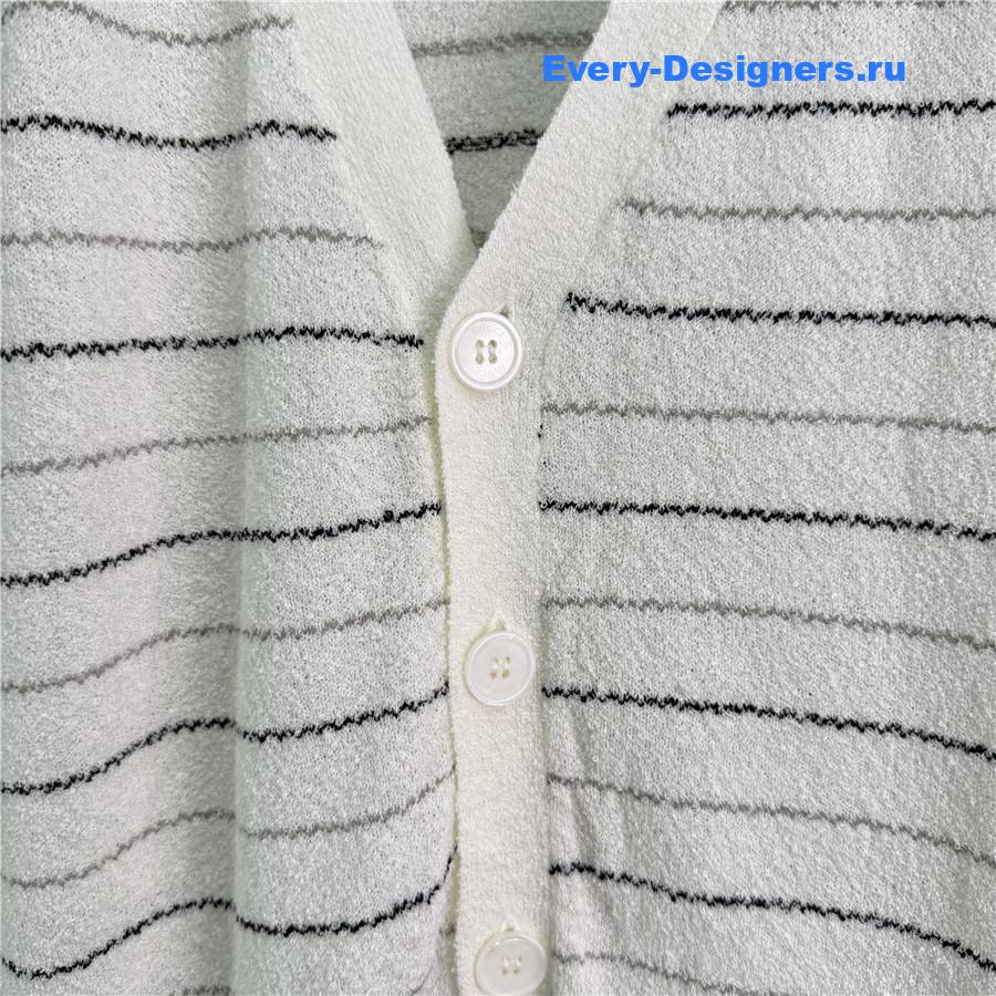 Gvc*1 black and white striped cardigan