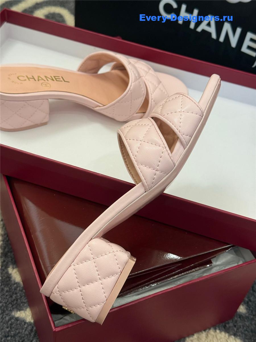 Ch**el quilted cc pink platform sandals