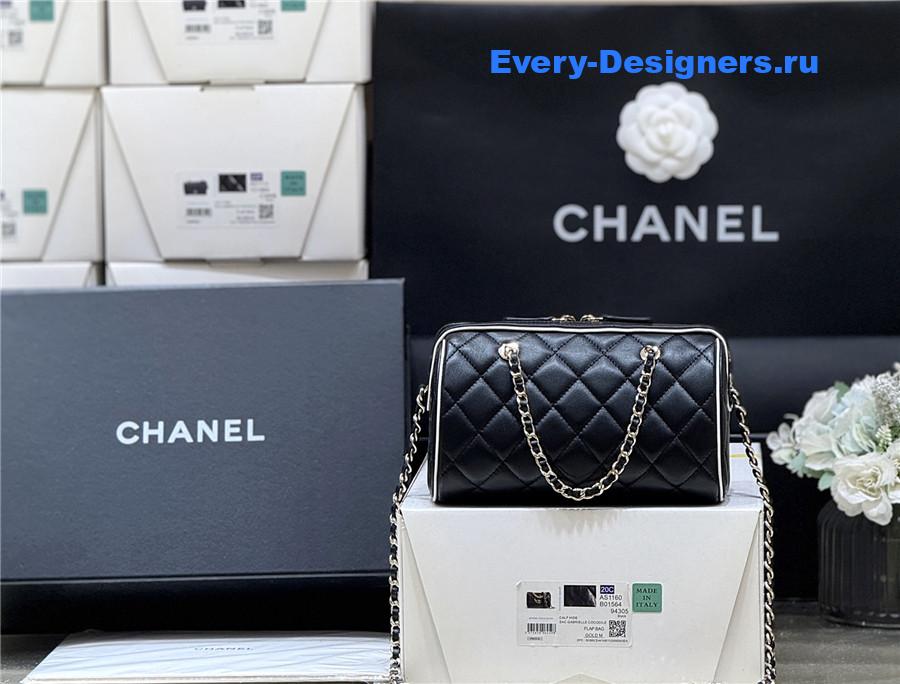 Ch**el black matelasse clutch
