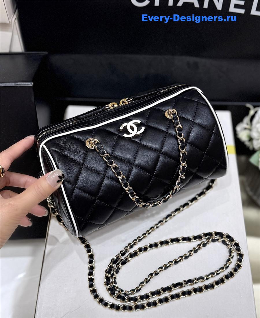 Ch**el black matelasse clutch