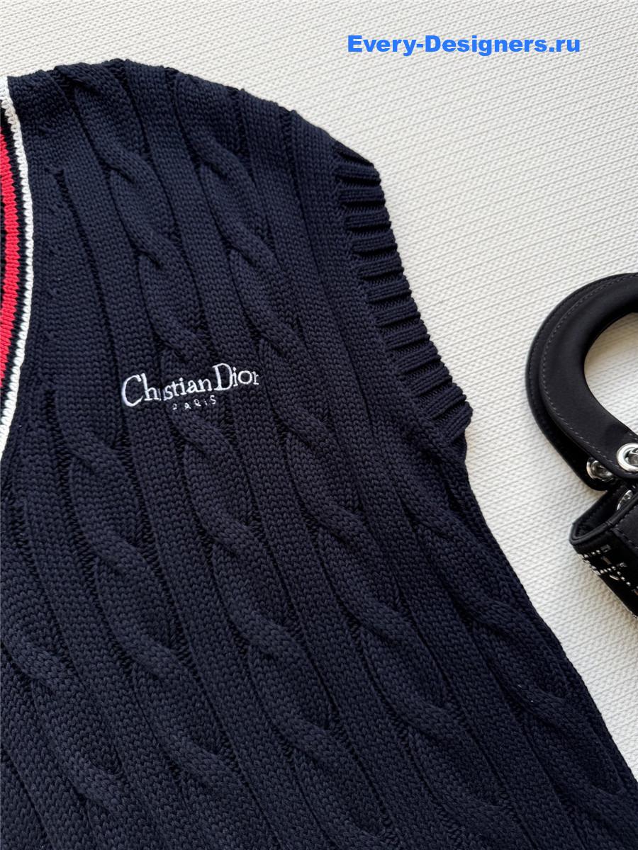 D10r navy blue vibe oversized sweater vest