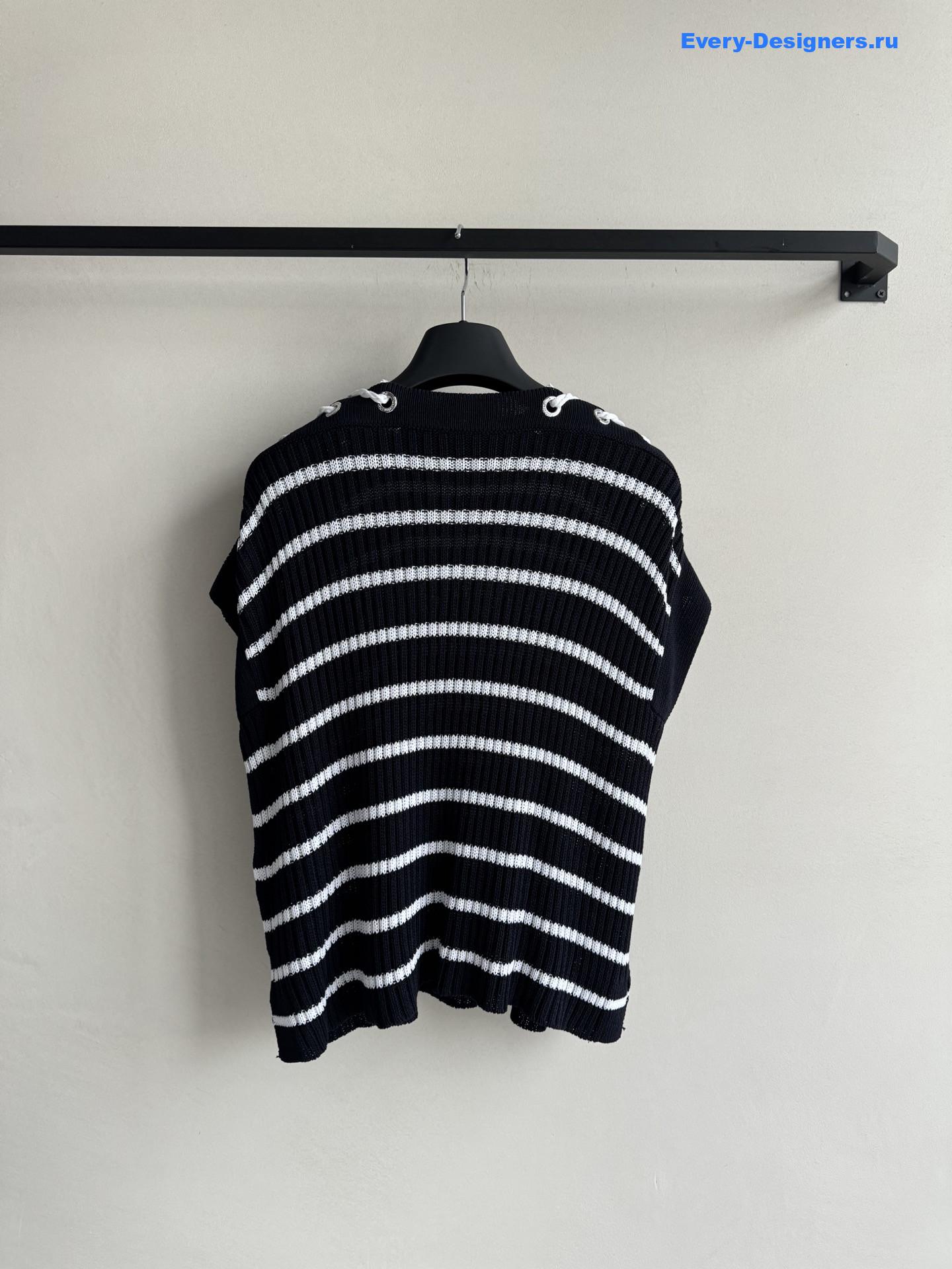 D10r knotted striped top