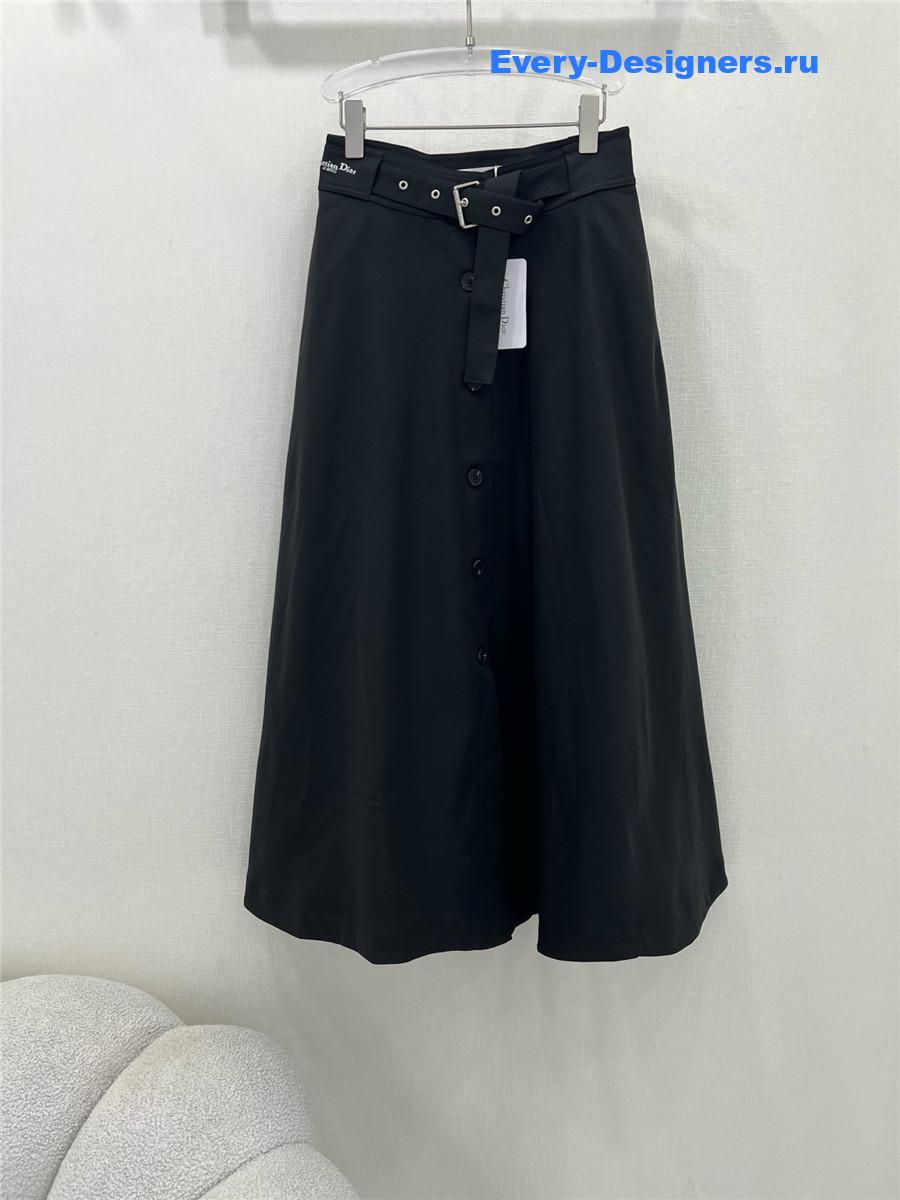 D10r belted black skirt