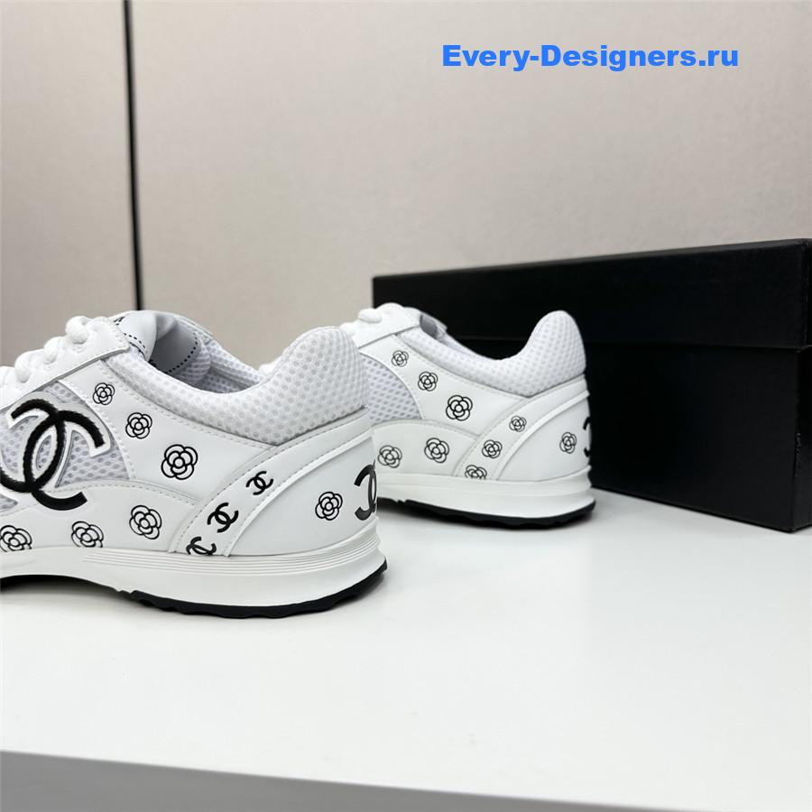 Ch**el cc logo white sneaker