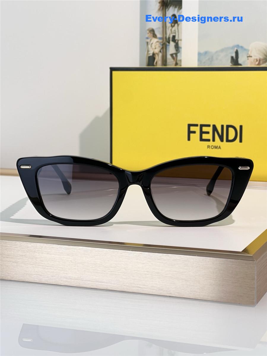 F**di fe40171i sunglasses