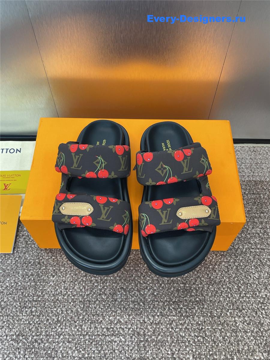 l0vis Vvtt0n black lv embossed sandals