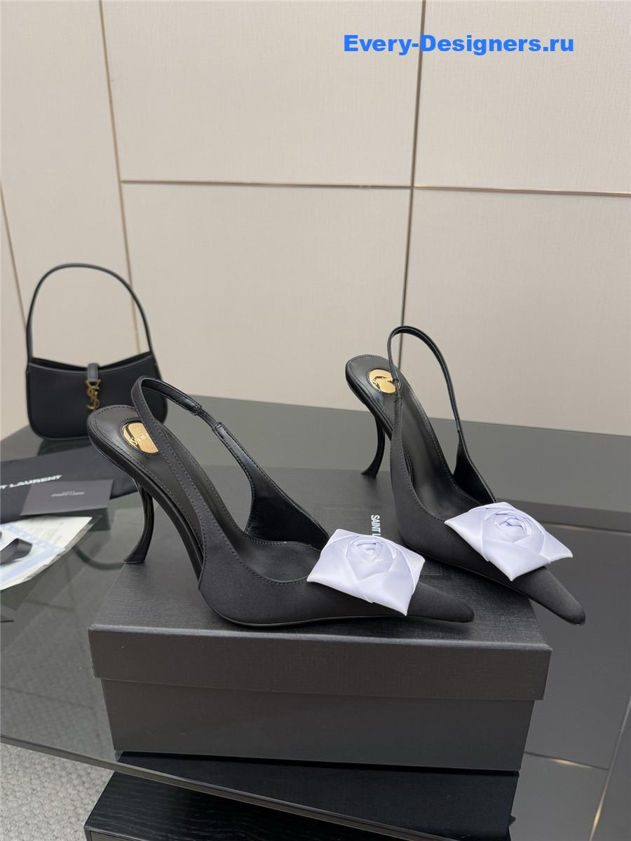 Sa1nt Lau*nt black floral pumps
