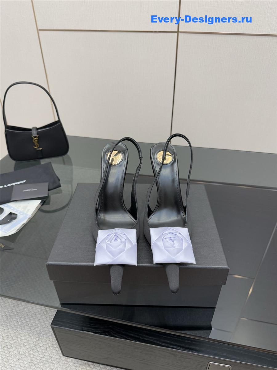 Sa1nt Lau*nt black floral pumps