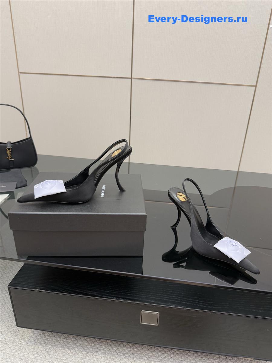 Sa1nt Lau*nt black floral pumps