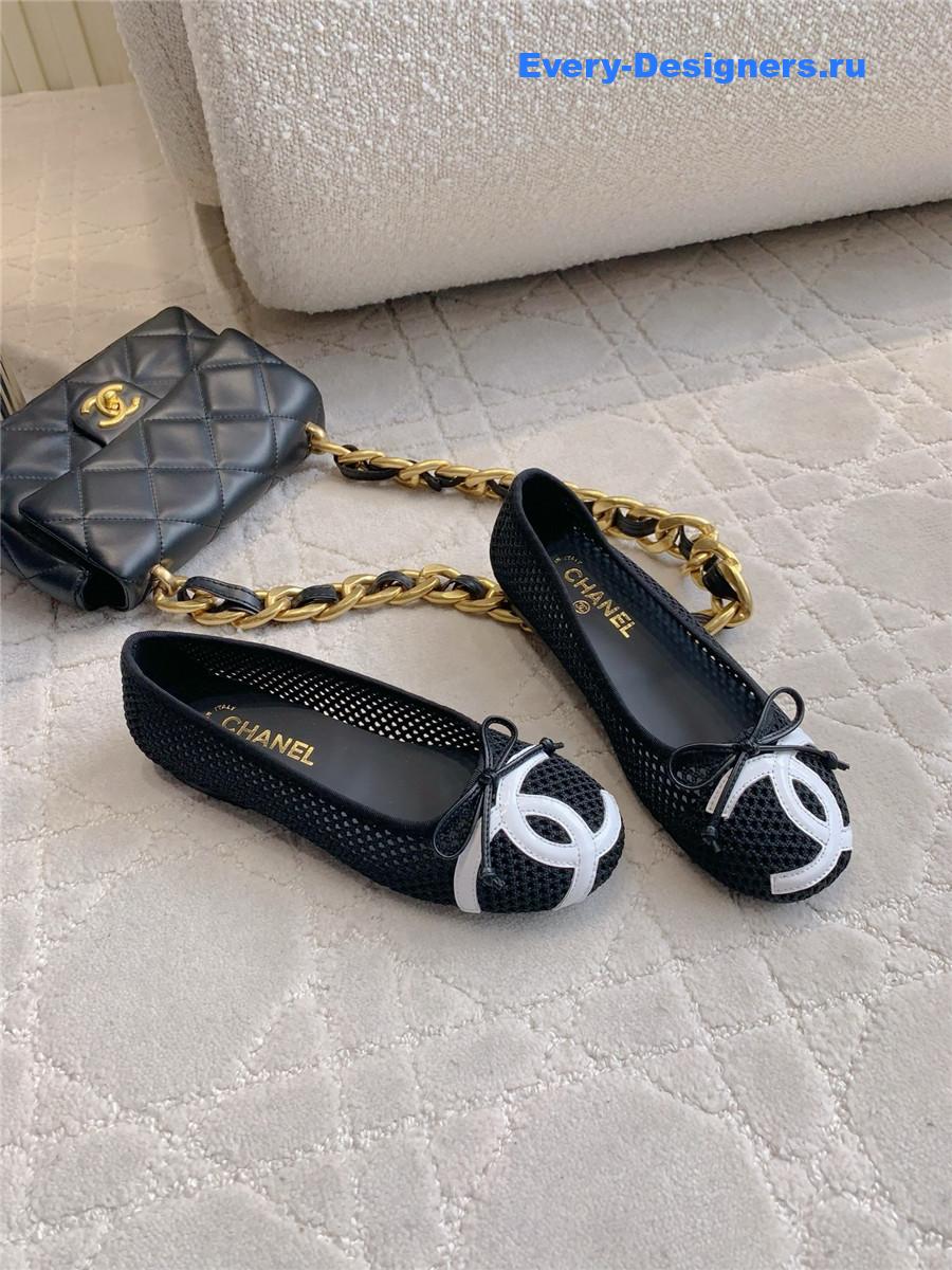 Ch**el black mesh flats