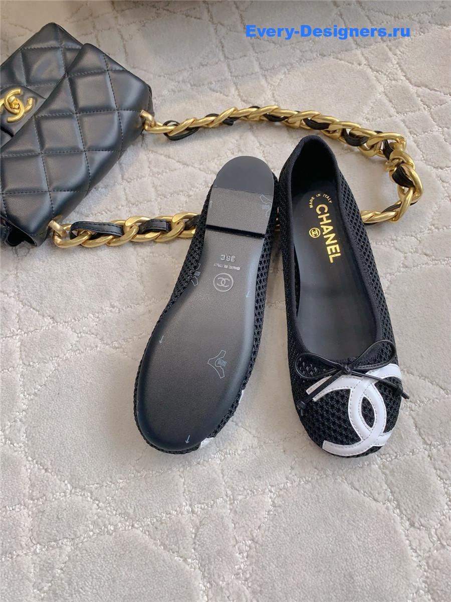 Ch**el black mesh flats