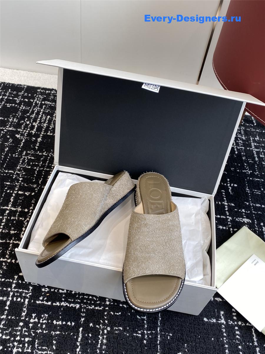 L0ew* ladera suede mules