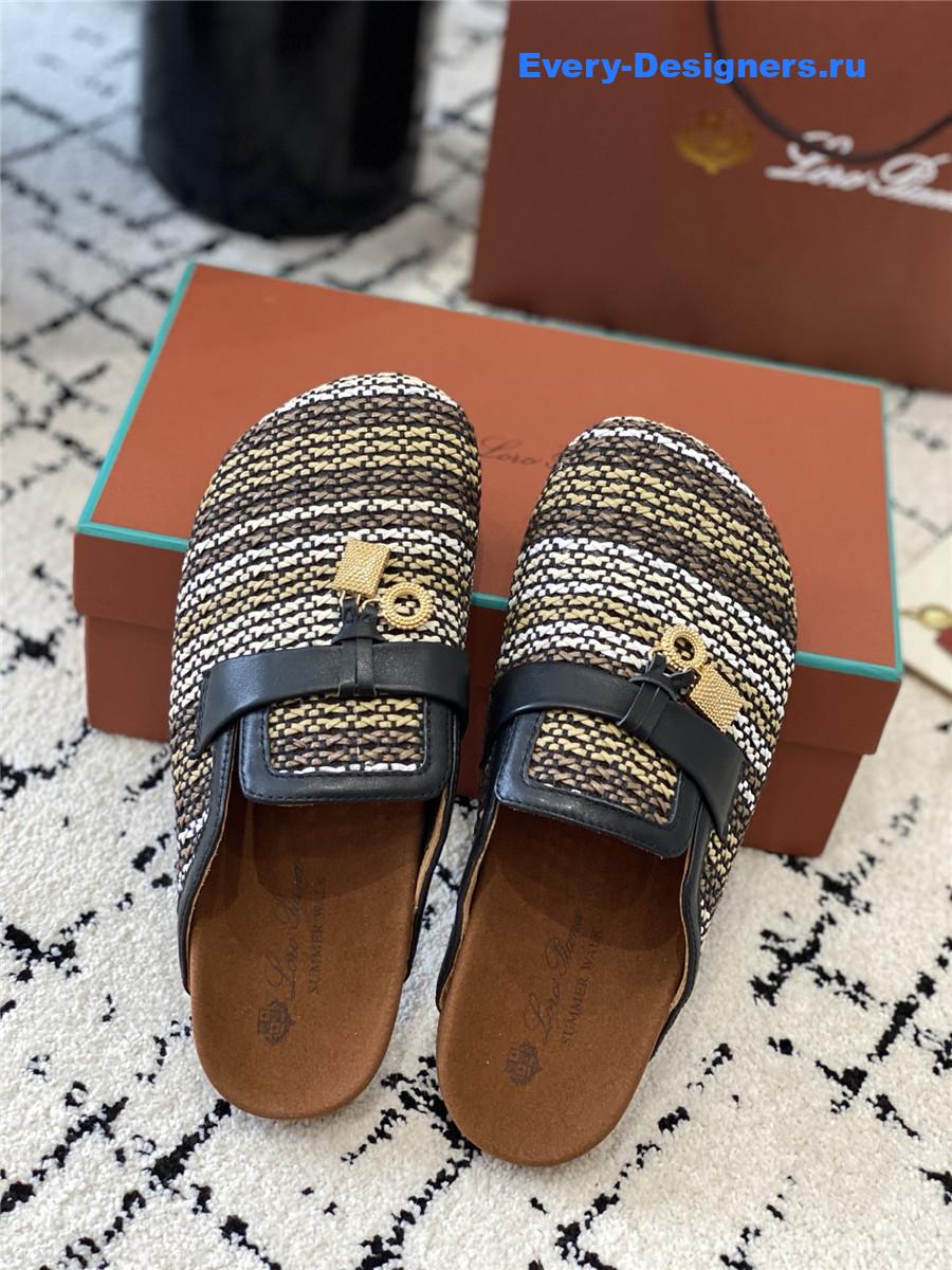 L0r0 P1ana black raffia mules