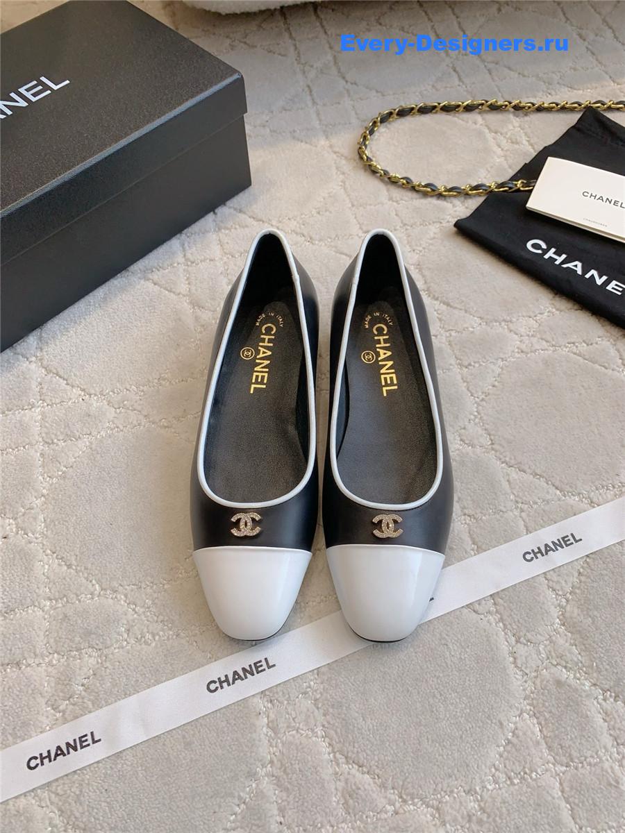 ch**el D1am0nd buckle ballet flats