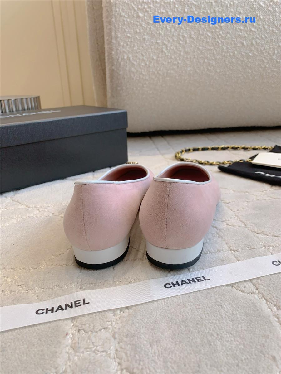 ch**el pink D1am0nd buckle flats
