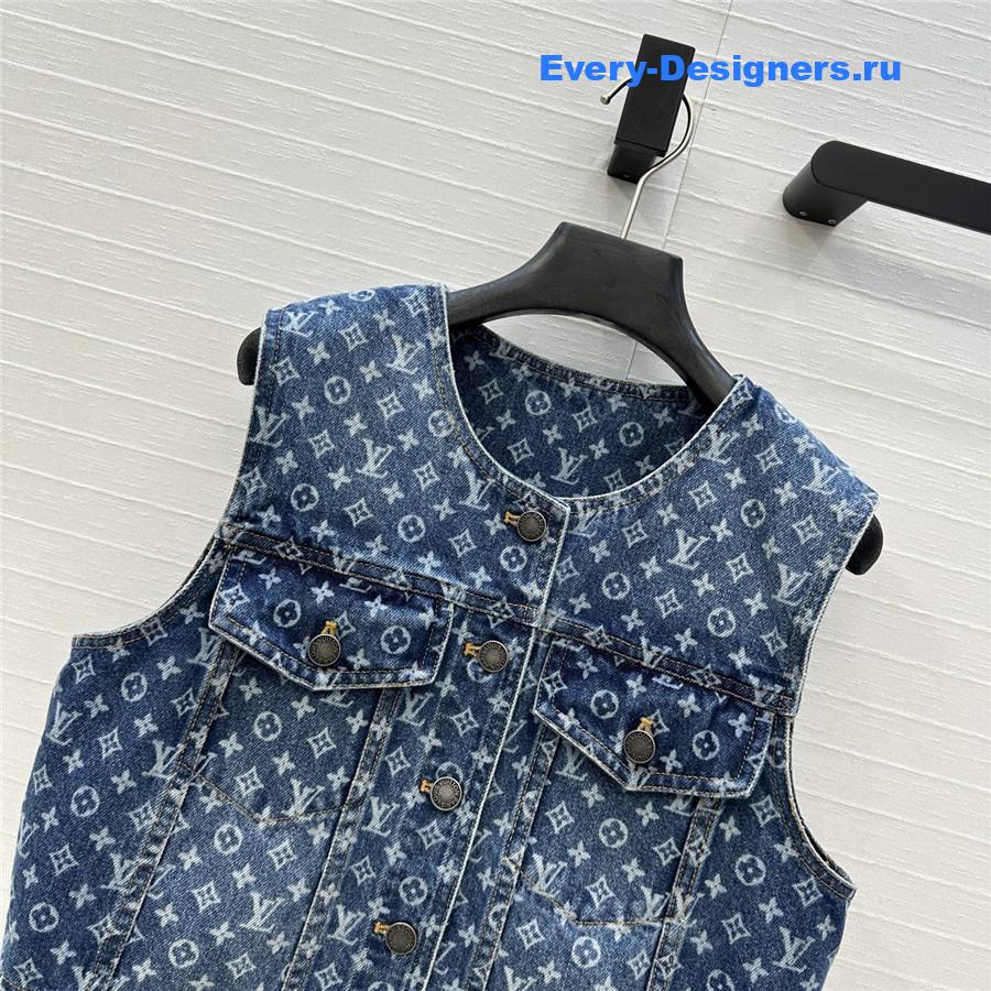 l0vis Vvtt0n sleeveless monogram denim jacket