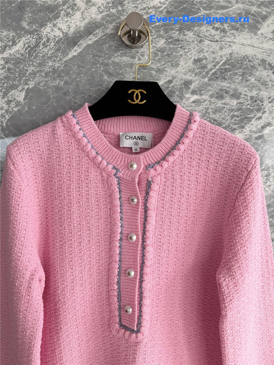 Ch**el pink crewneck knit long sleeve