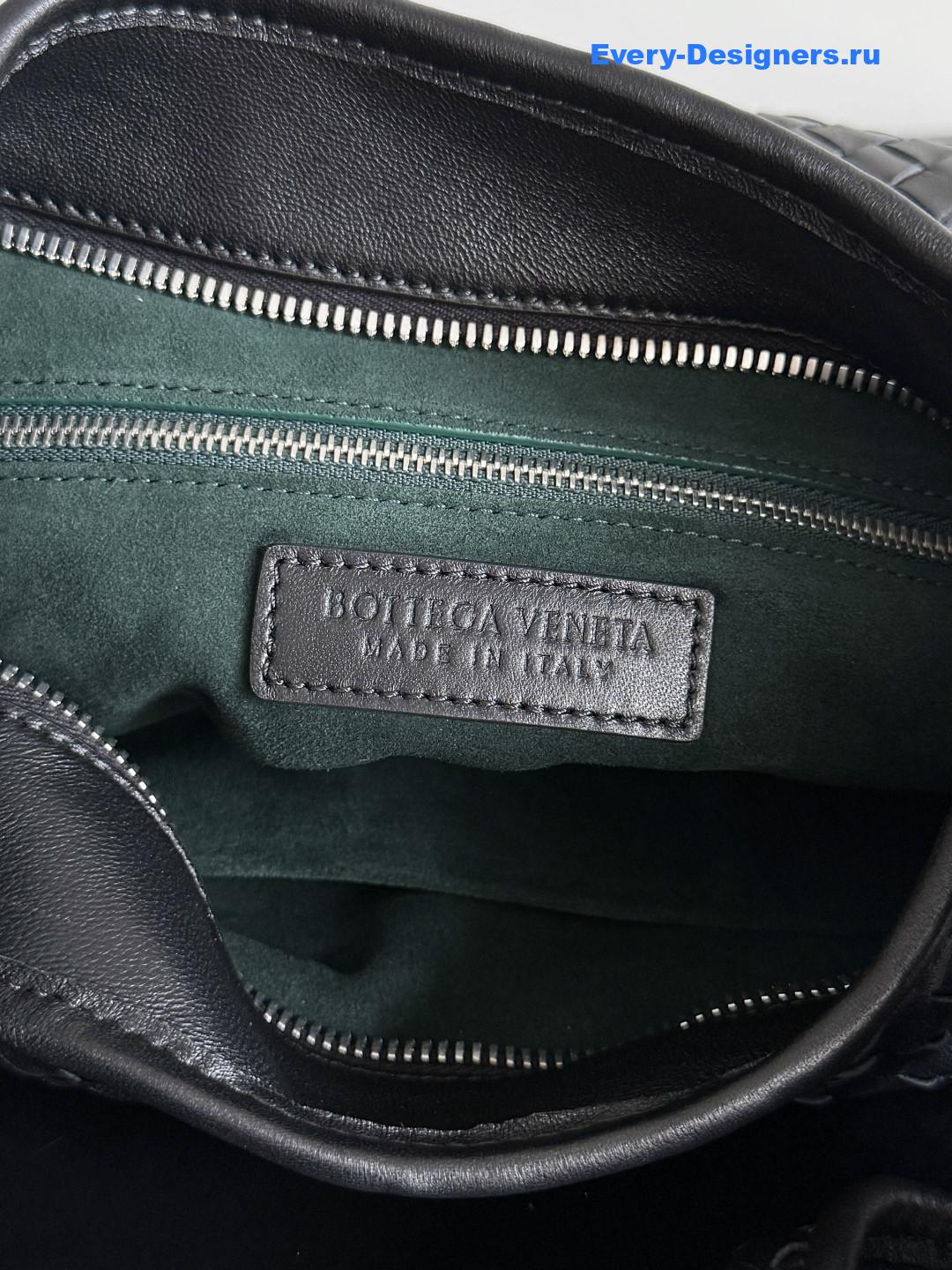 b0tt*ga Ven*ta medium veneto in black