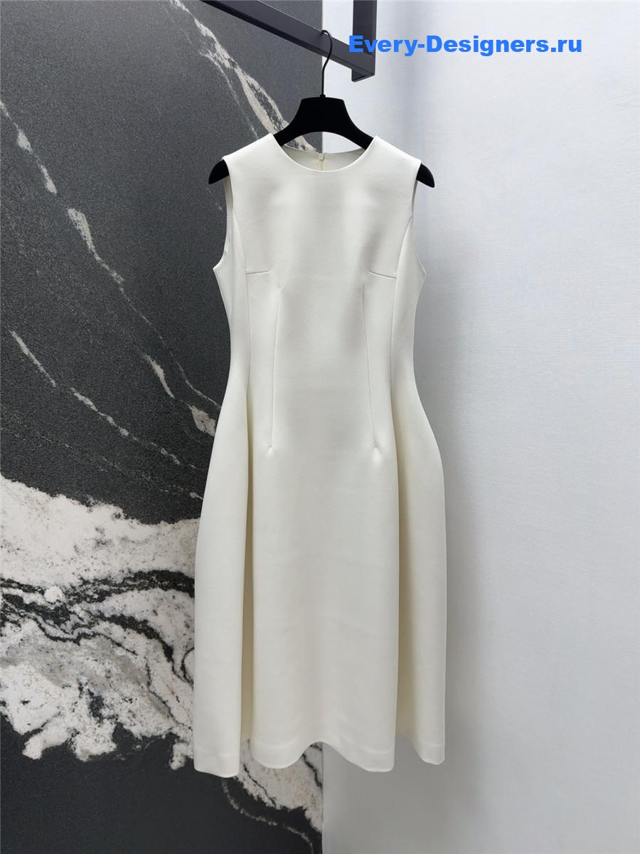D10r cd white sleeveless dress