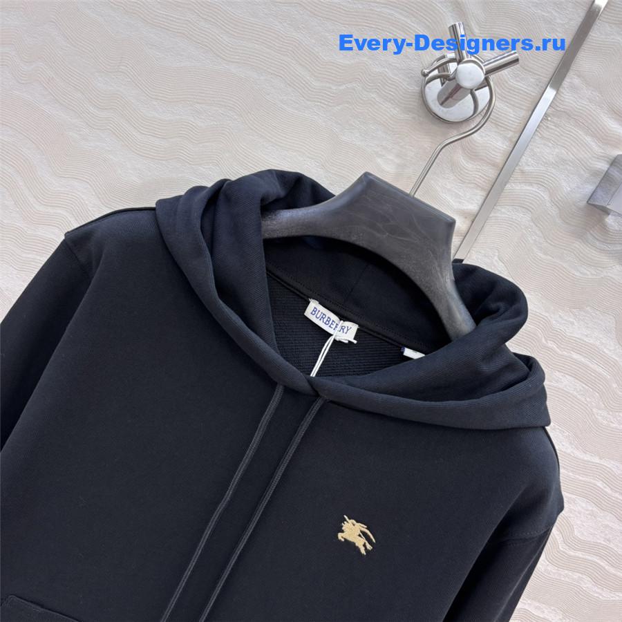 Bv*b*rry black knight stamp hoodie