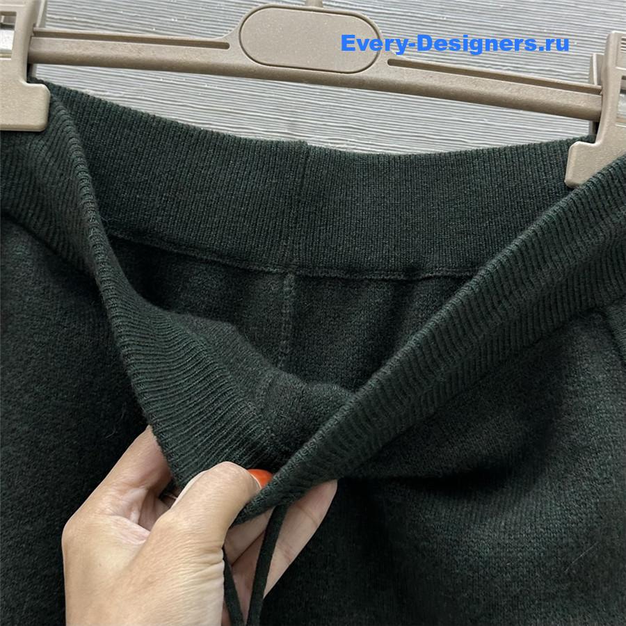 L0r0 P1ana green cashmere suit