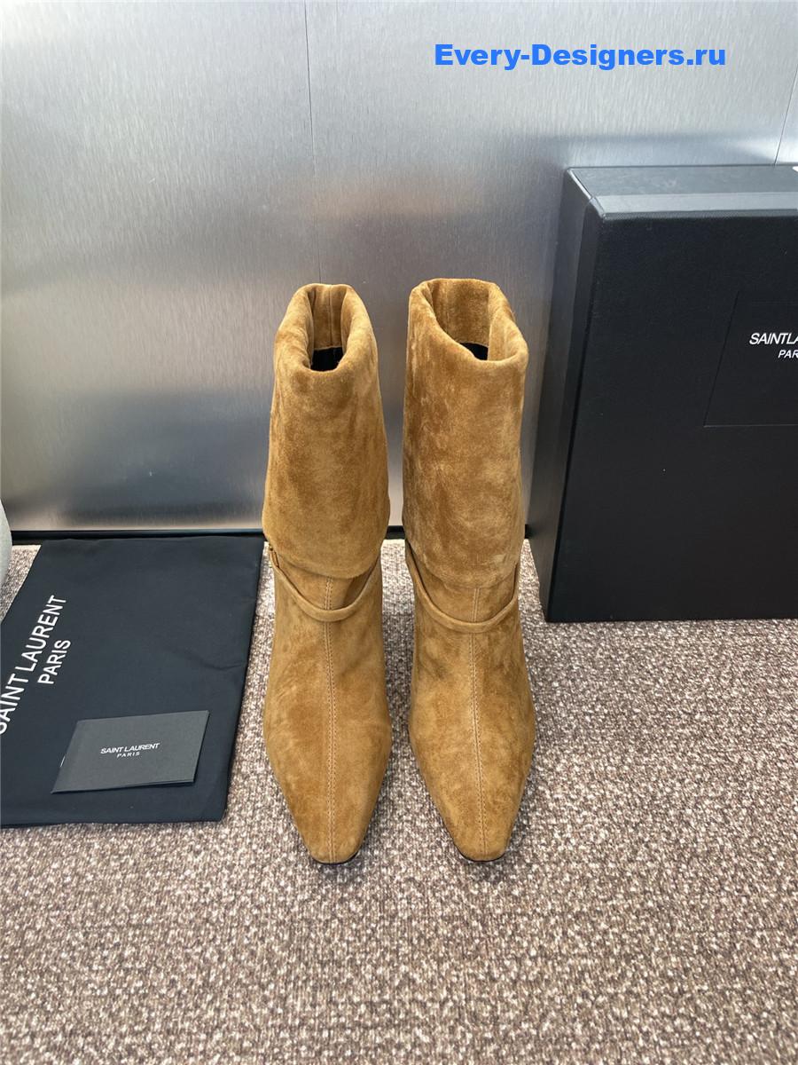 Sa1nt Lau*nt beige ankle boots