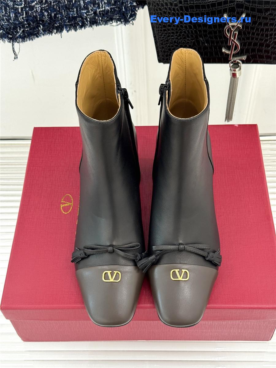 Va1e*ntin0 garavani 60mm black ankle boots
