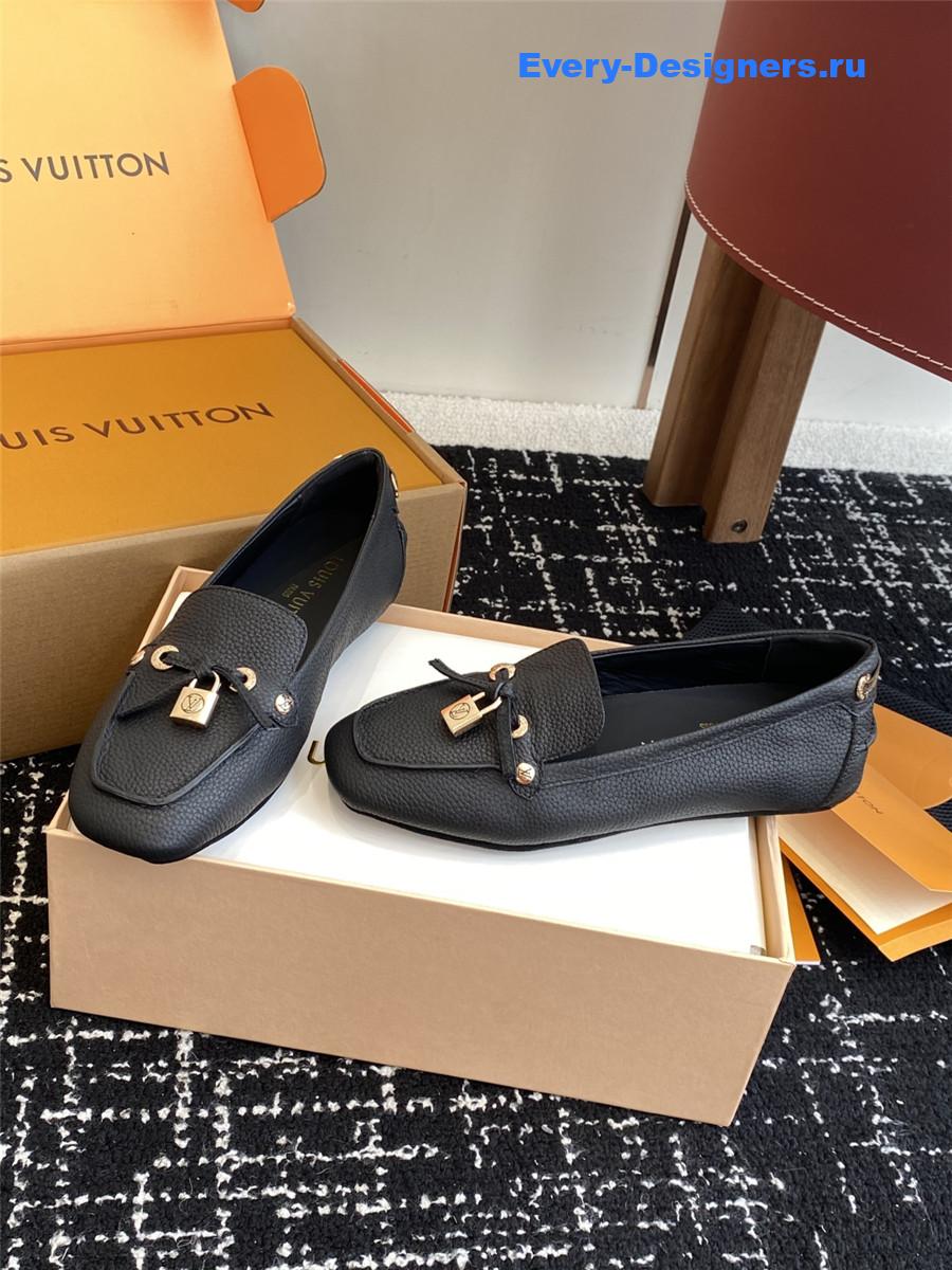 l0vis Vvtt0n gloria flat black loafers