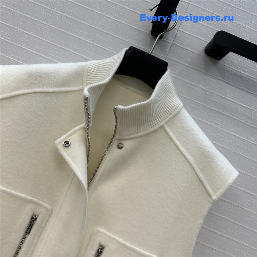 H**me5 sleeveless bomber jacket in off-white