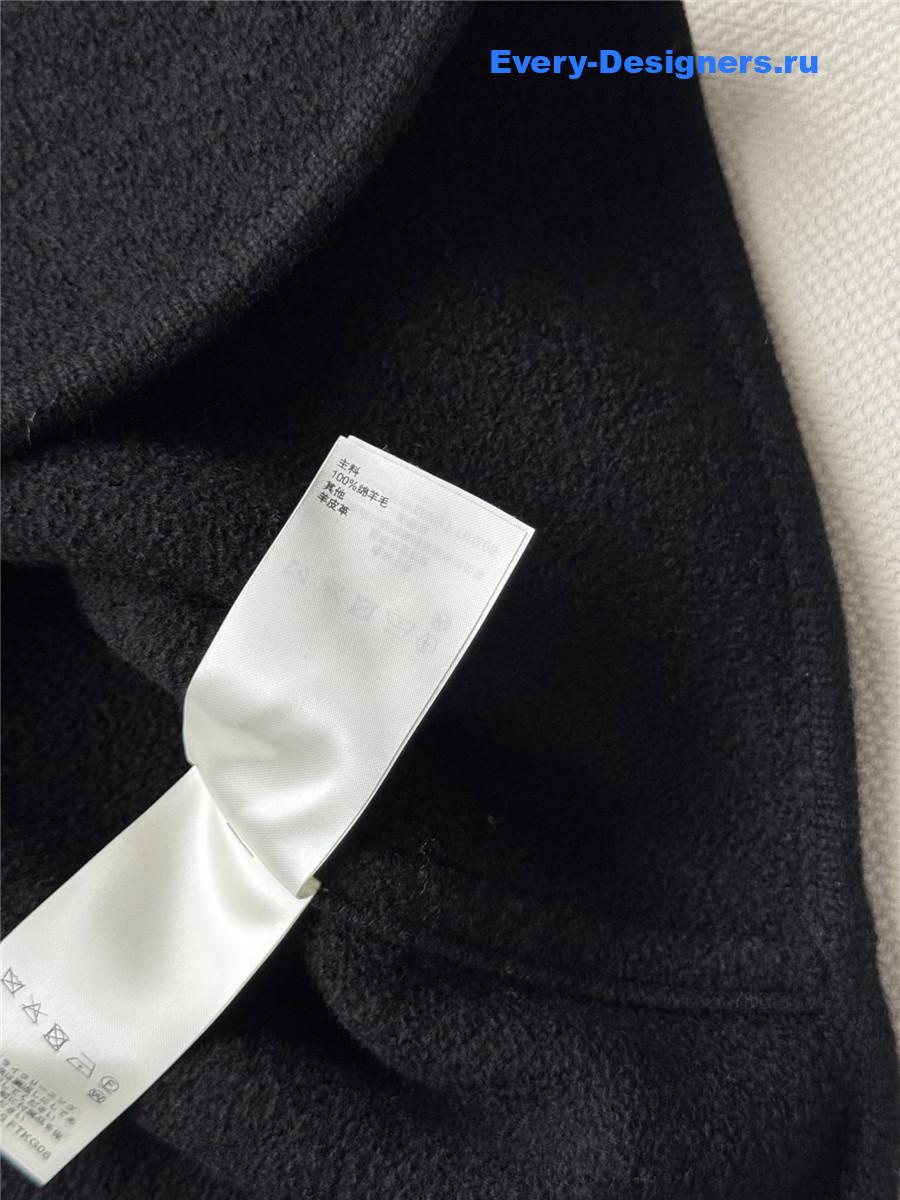 l0vis Vvtt0n black cape coat